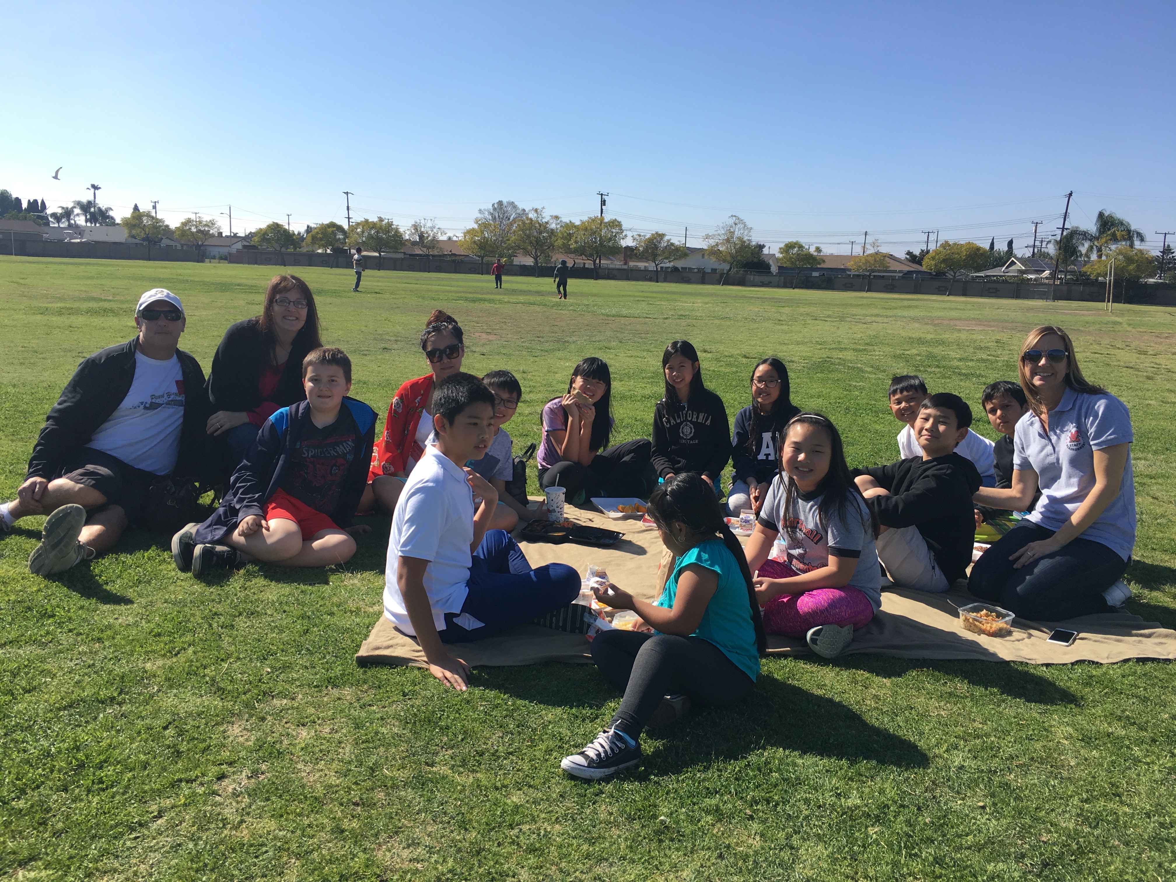 Home Marshall Elementary School It S A Beautiful Day To Enjoy Picnic On Marshall Green Campus